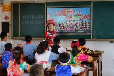 超级坦克消灭僵尸